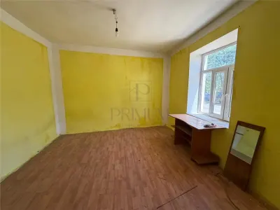 BRAYTIM - CASA CU CURTE - 7 CAMERE - BALCON - CURTE SPATIOASA - foto 4