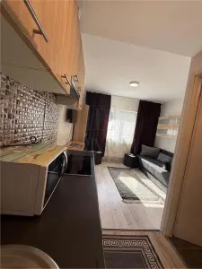 BUZIASULUI - APARTAMENT 1 CAMERA - mobilat, utlilat, decomandat - foto 3
