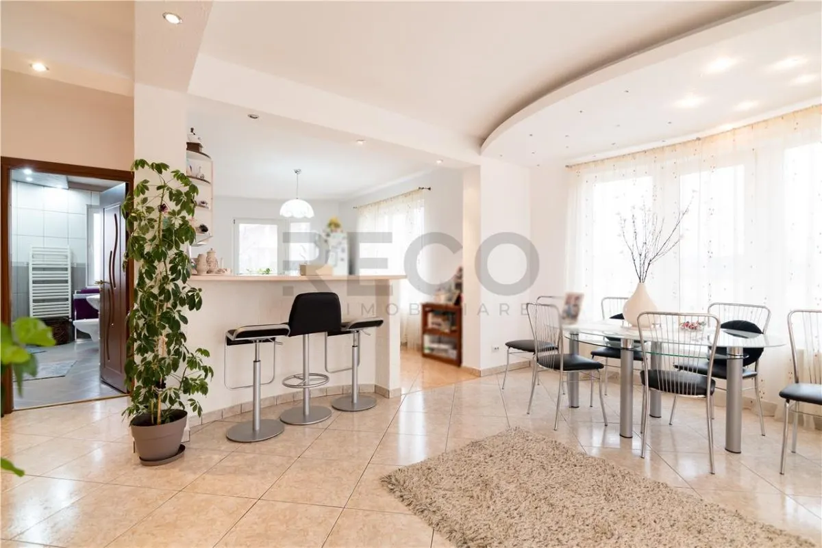 RECO Vila 5 camere, zona Grigorescu, curte mare si garaj - foto 25