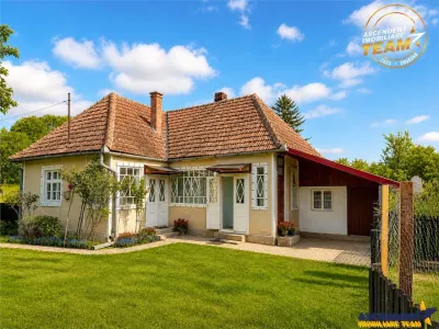 Casa cu farmec rustic + teren privat de 3.315 mp, Borosneul Mic, Covasna - Borosneu Mic