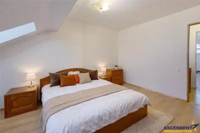 Rezidenta pe doua nivele, 2 dormitoare si living,  eficenta energetic, Garii, Brasov - foto 2