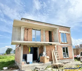 Design minimalist, rafinament maxim â€“ Casa ta moderna in Sanpetru - foto 21