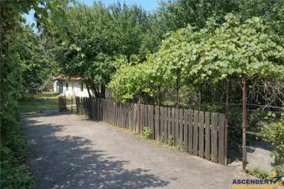 Casa demolabila+546 mp teren, Bartolomeu,rezidential/ investitional - foto 1
