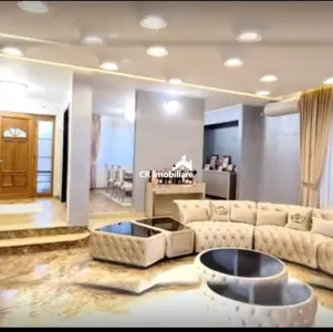 Vila Lux 5 camere Pantelimon teren generos - foto 1