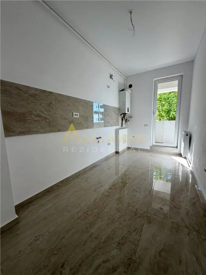 2 camere decomandat GATA DE MUTARE | Metrou Berceni - foto 1
