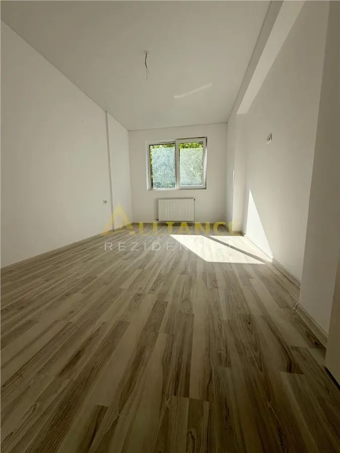 2 camere decomandat GATA DE MUTARE | Metrou Berceni - foto 4