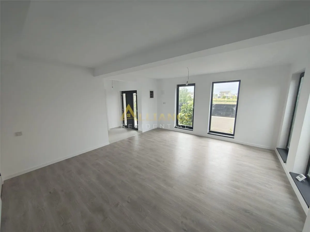 Vila 4 camere | 110 mp utili | Teren 320 mp - foto 5