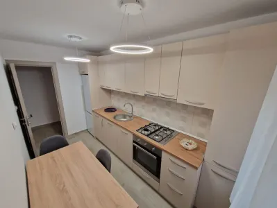 Apartament 2 camere decomandat racadau Parcul Trandafirilor - foto 4