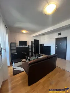 Apartament cu parcare subterana, Central, Brasov - foto 1