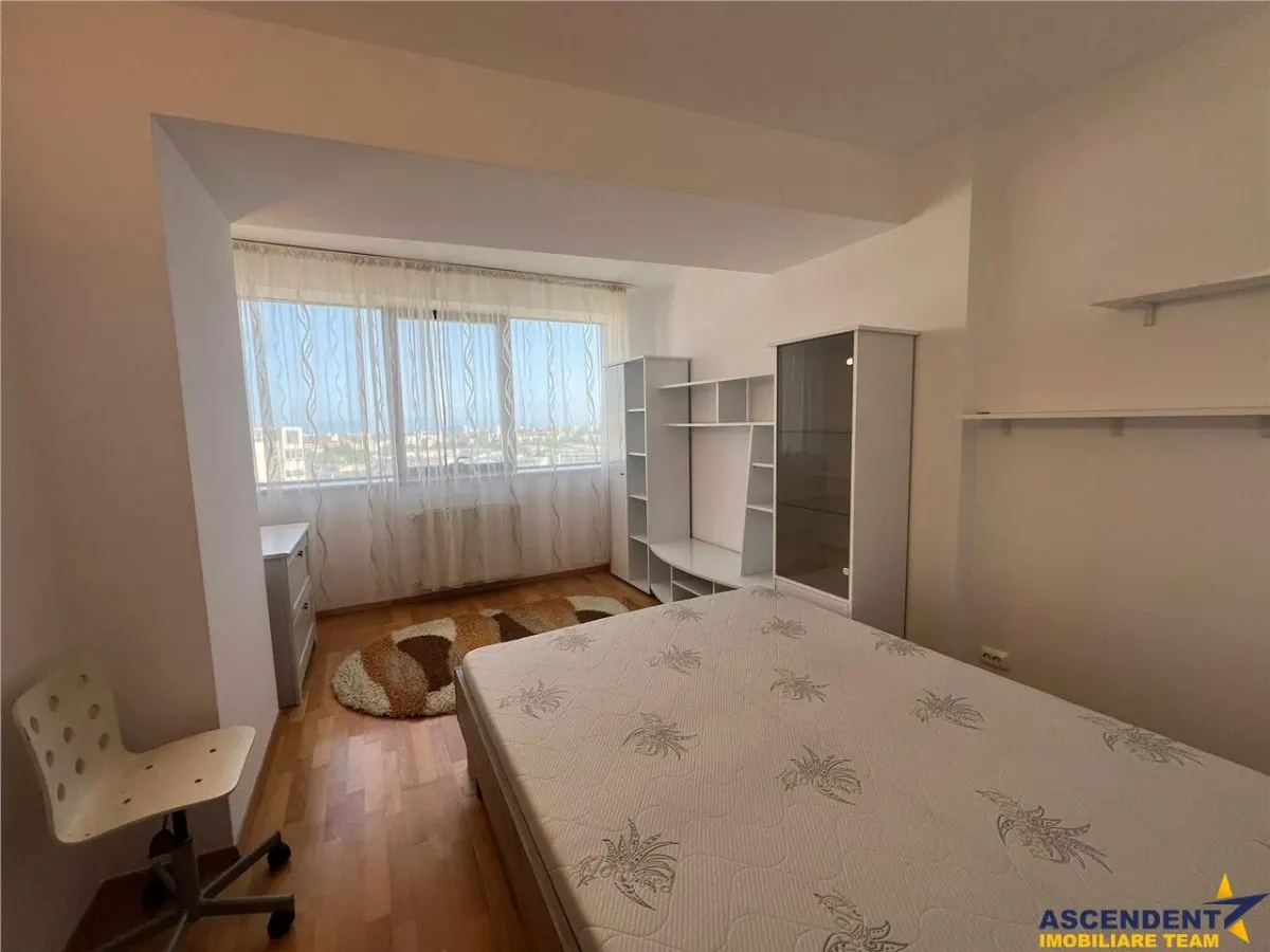 Apartament cu parcare subterana, Central, Brasov - foto 3