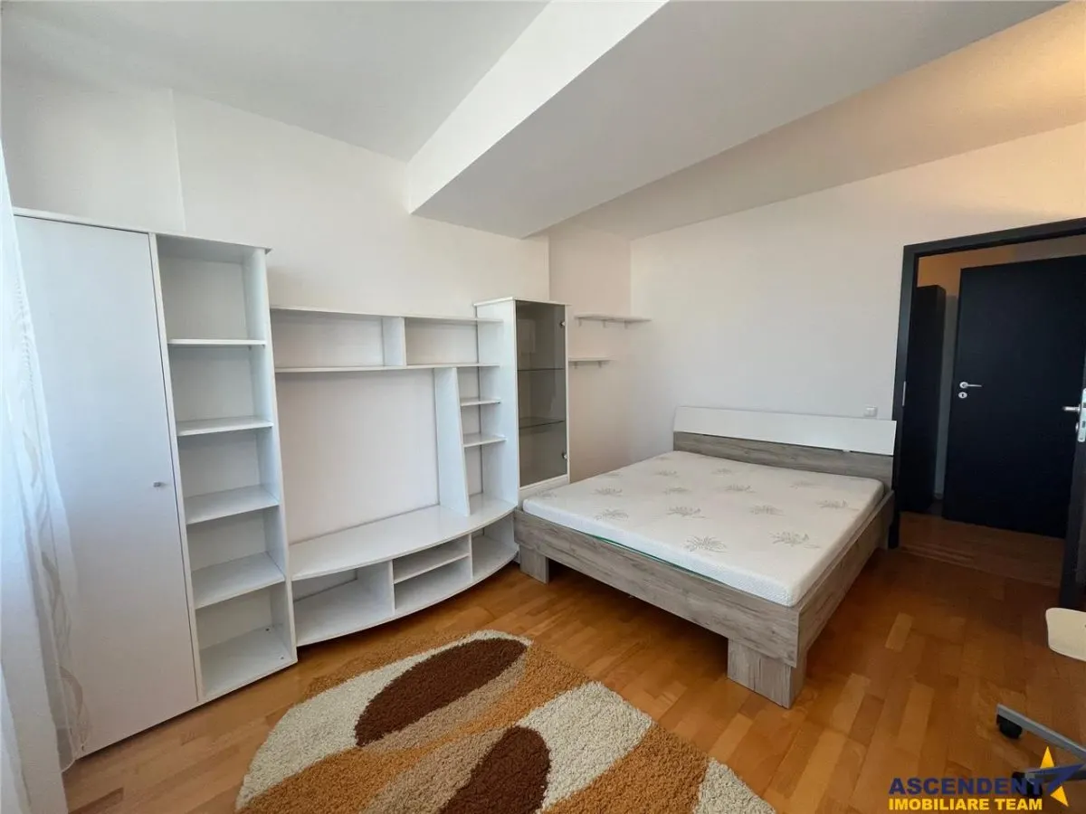 Apartament cu parcare subterana, Central, Brasov - foto 10