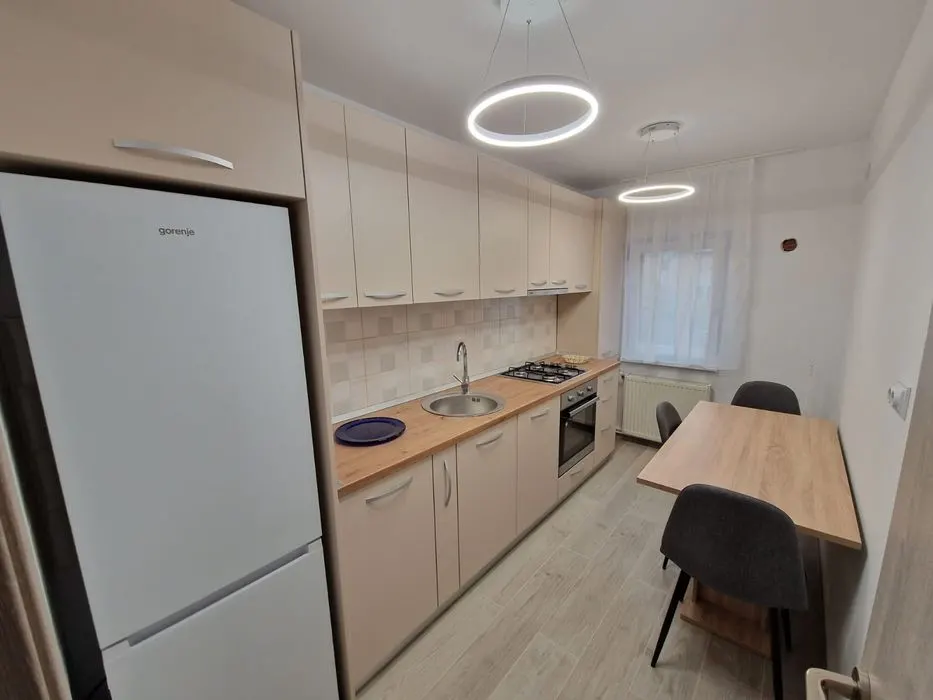 Apartament 2 camere Racadau-intrare,mobilat-utilat modern,131500 Euro - foto 5