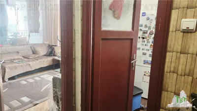 Apartament 2 camere Dinicu Golescu | Pret atractiv | Locatie buna - foto 10