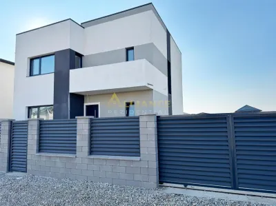Vila individuala- 375mp teren- 4 camere- beci- Geamuri tripan - foto 4