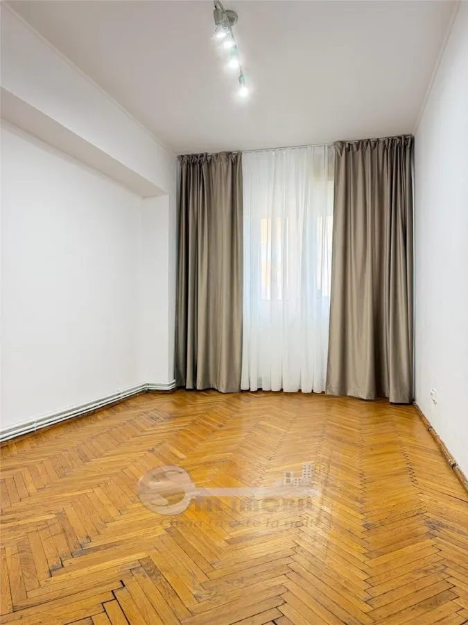 Apartament 3 camere, 75 mp, 2 băi, 2 balcoane, CT, 3 AC, boxă 9 mp și 2 locuri de parcare â€“ Nicolina - foto 1