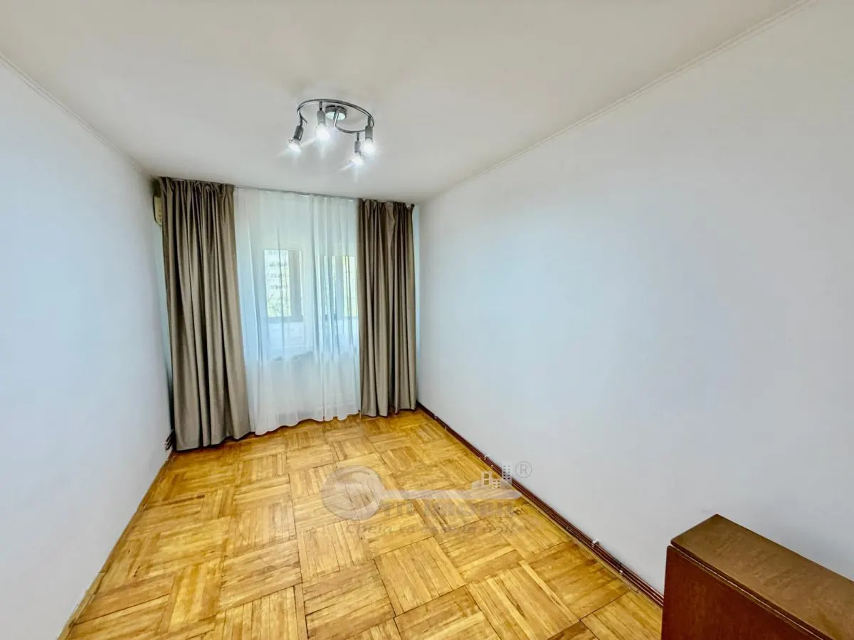 Apartament 3 camere, 75 mp, 2 băi, 2 balcoane, CT, 3 AC, boxă 9 mp și 2 locuri de parcare â€“ Nicolina - foto 5