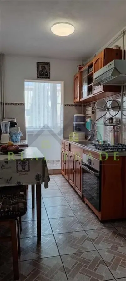 Apartament 3 camere etaj intermediar Astra Zorilor - foto 4