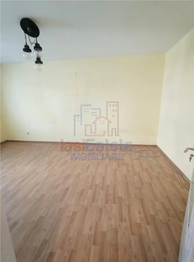 Zona Podu Ros Apartament 2 camere Decomandat - foto 15