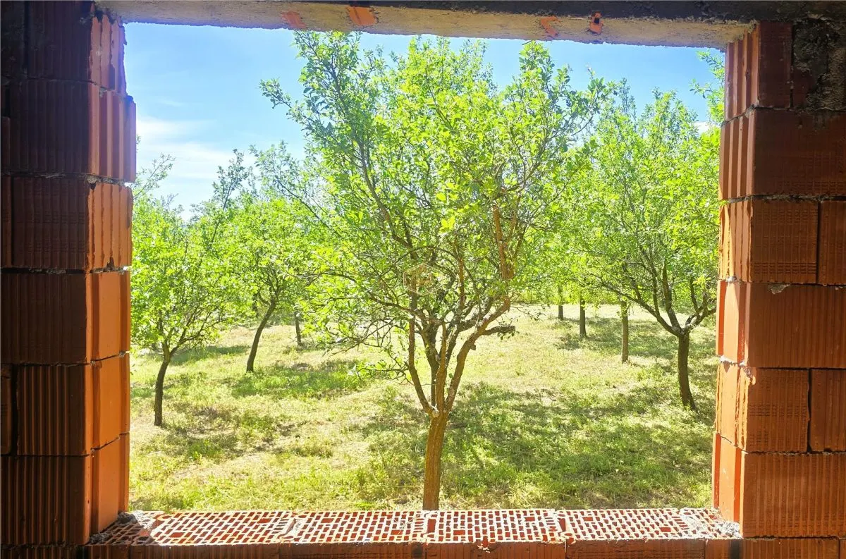 VIDEO | Casa Noua cu 4 camere - Teren imprejmuit 1.420 mÂ² | Viile Satu Mare - foto 7