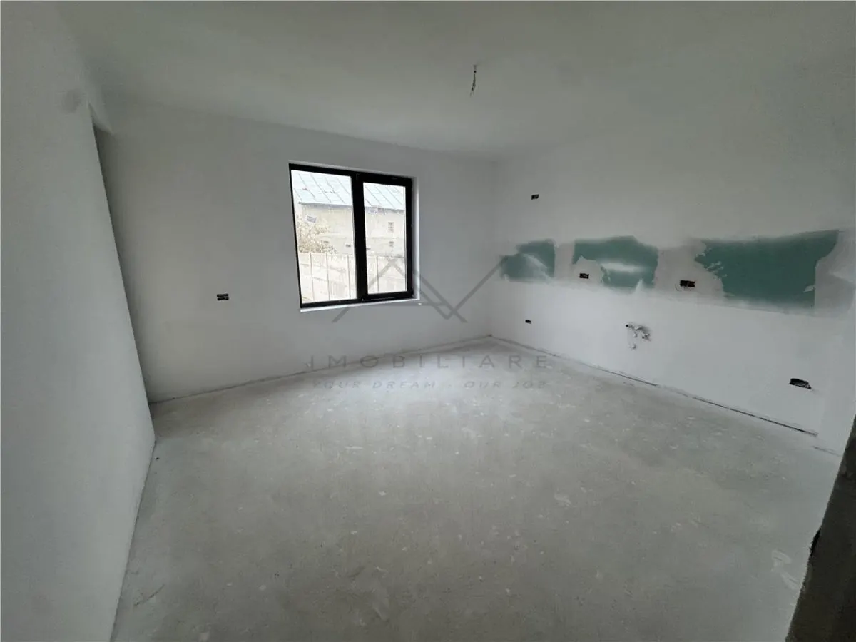 VILA DE VANZARE LA CHEIE TOATE UTILITATILE -CIOROGARLA DARVARI - foto 10
