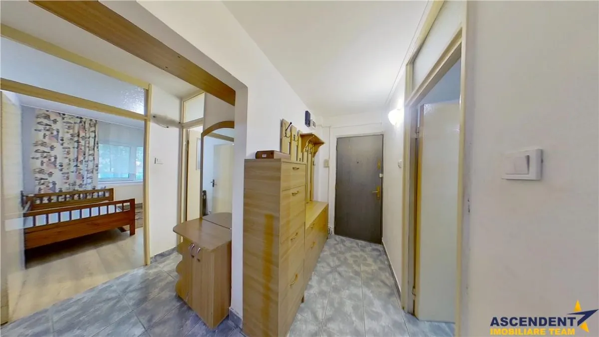 Decomandat, 3 camere, 2 bai, spatiu verde, mobilat, utilat, boxa, Faget, Brasov - foto 6