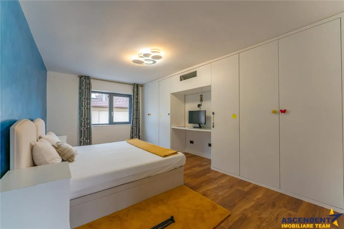 FILM& 3D! Vila high tech, cu semineu, jacuzzi, terasa, 7 camere, Central, Brasov - foto 15