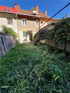 Resita Casa 5 Cam D-P-Etj.1 si Curte - Resita