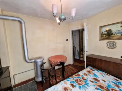 Resita Casa 5 Cam D-P-Etj.1 si Curte - foto 11