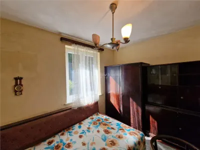 Resita Casa 5 Cam D-P-Etj.1 si Curte - foto 8