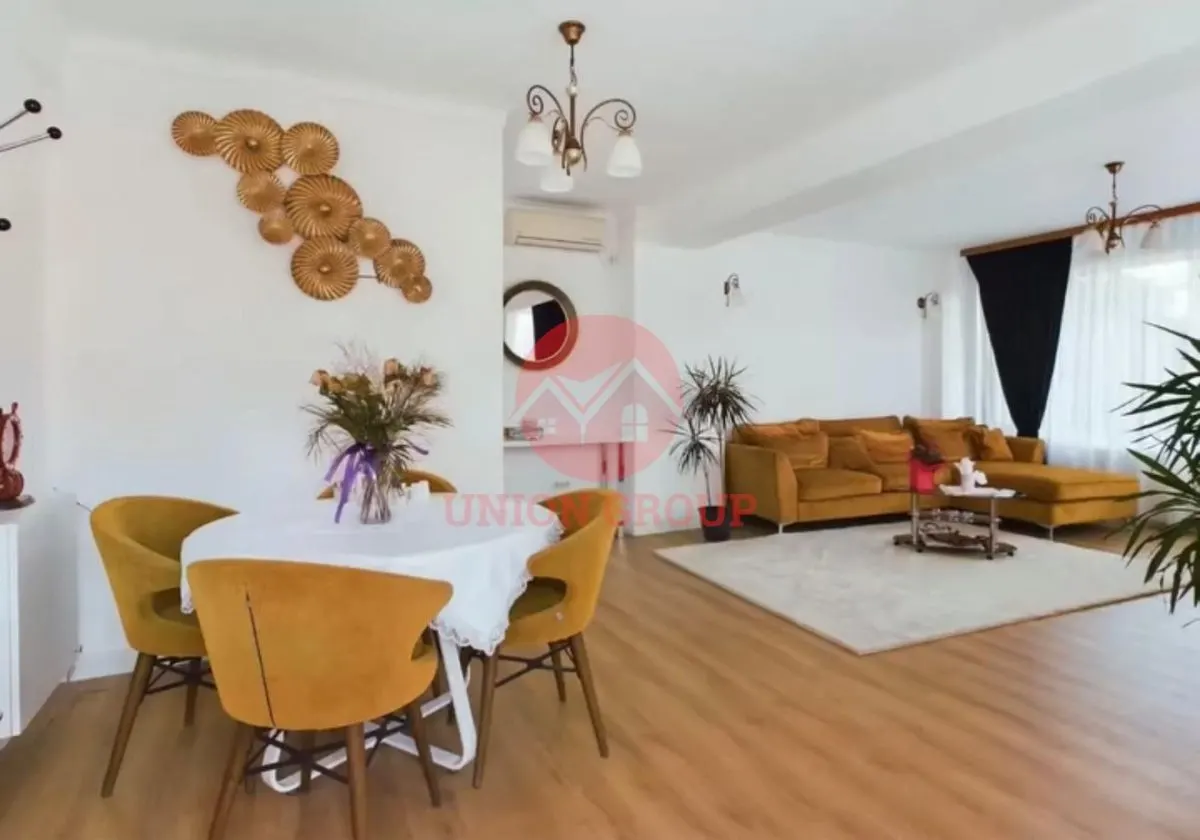 Afacere la Cheie! Hotel Splendid 20 Camere Mamaia Nord, Zona Centrala, la Cateva minute de Plaja - foto 1