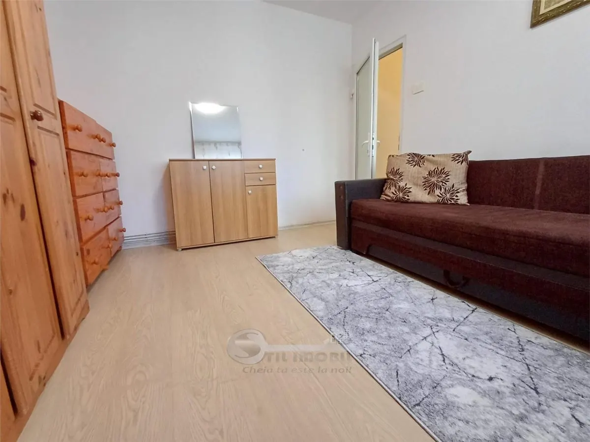 Apartament 2 Camere Decomandat â€“ Etaj 1, Zona Mircea cel Bătrân, Iași - foto 1