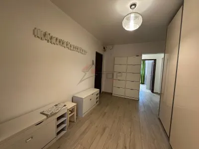 Inchiriere Apartament cu 3 camere Decomandat Palas Mall - foto 9