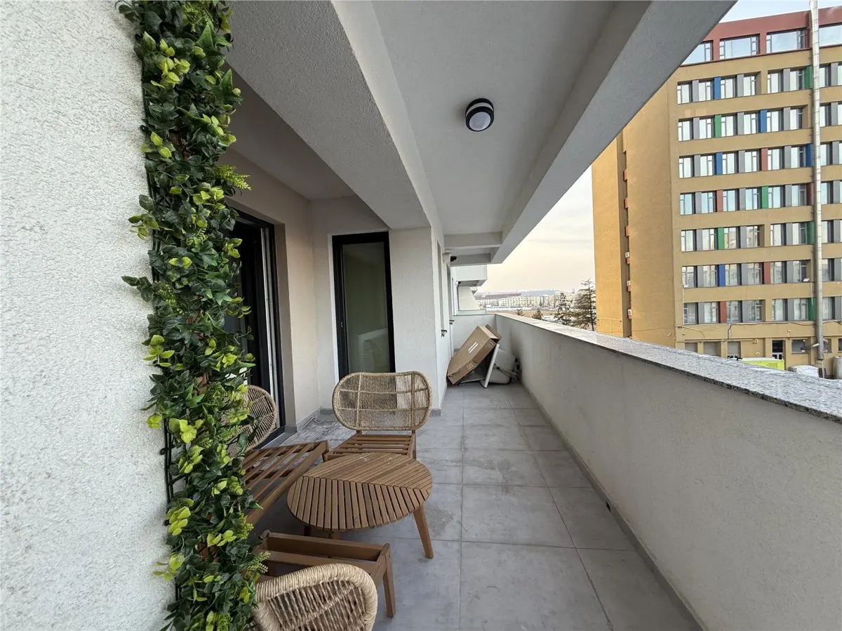2 CAM , CENTRU PODU ROS PALAS , UNIREA TOWERS, LUX, PRIMA INCHIRIERE - foto 11