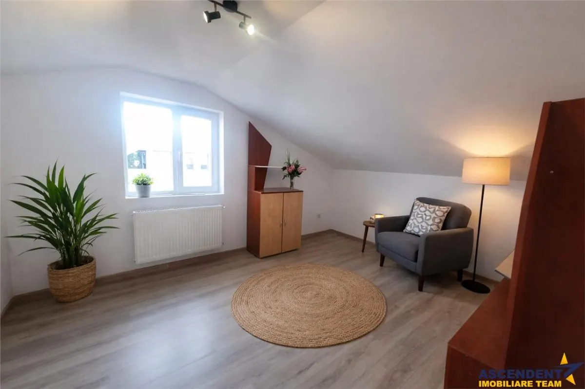 Casa cu 5 camere, curte individuala, Tarlungeni, Izvor, Brasov - foto 6