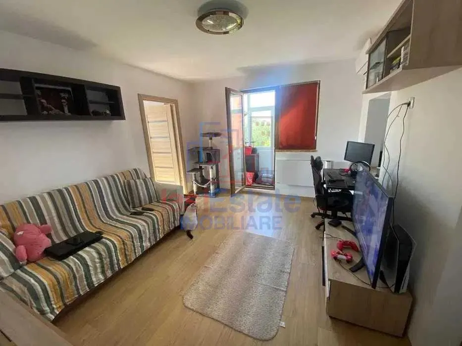 Apartament 2 Camere Podu Ros - Liceul Emil Racovita - foto 1