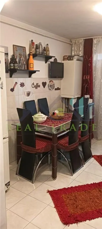 Apartament 2 camere decomandat 54 mp.,  etajul 1 Uzina 2 - foto 4