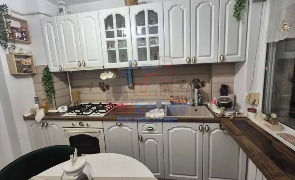Apartament 3 camere Podu Ros - foto 5