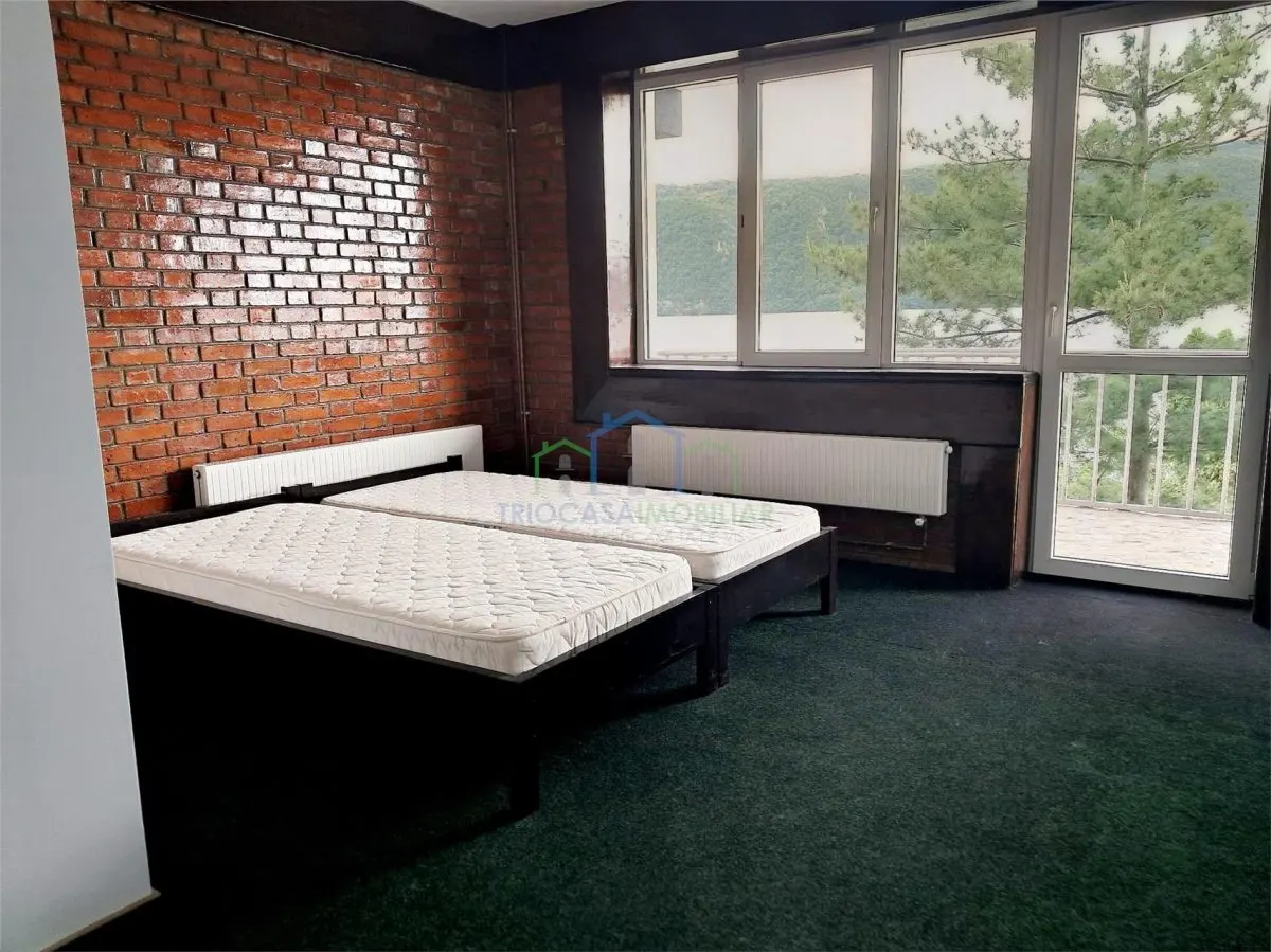 Pensiune Premium de Vânzare pe Malul Dunării â€“ Eșelnița | 0% Comision pentru Cumpărător - foto 11