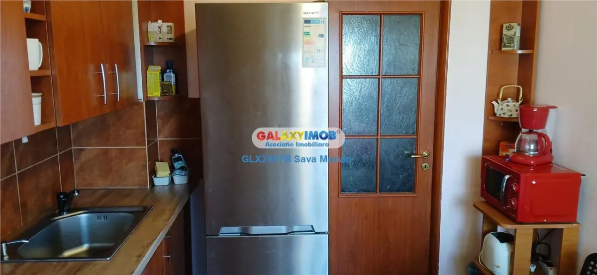 APARTAMENT DE INCHIRIAT 3 CAMERE VICTORIEI - foto 2