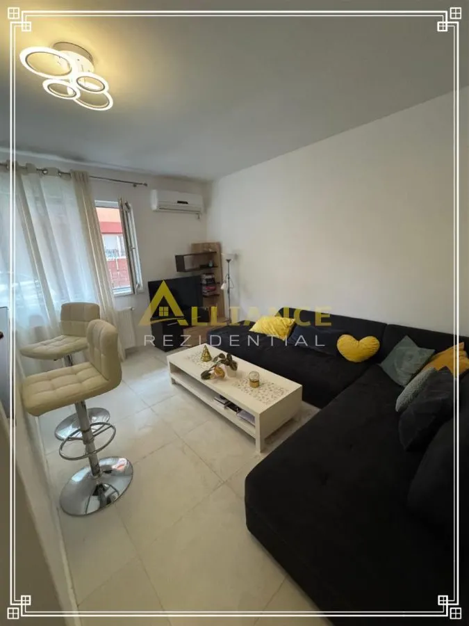 {Metrou Aparatorii Patriei } Apartament 2 camere - foto 1
