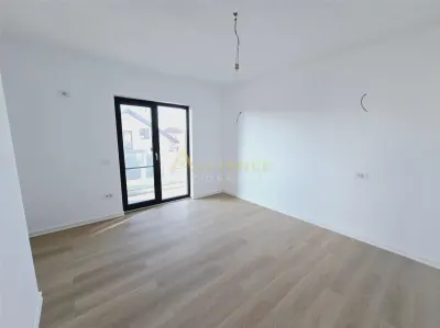 Casa parter- 100m de autobuz- 470mp teren- placa de beton - foto 5
