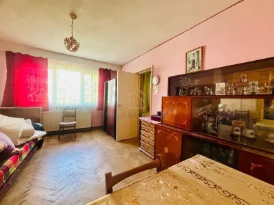 Apartament 2 camere de vanzare zona Semiluna - foto 1