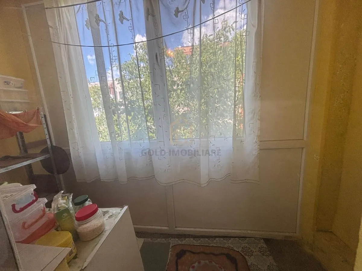 Apartament 2 camere de vanzare zona Semiluna - foto 6