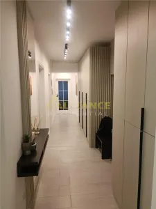 Apartament 3 camere decomandat de vanzare â€“ mobilat si utilat â€“ parcare inclusa - foto 19