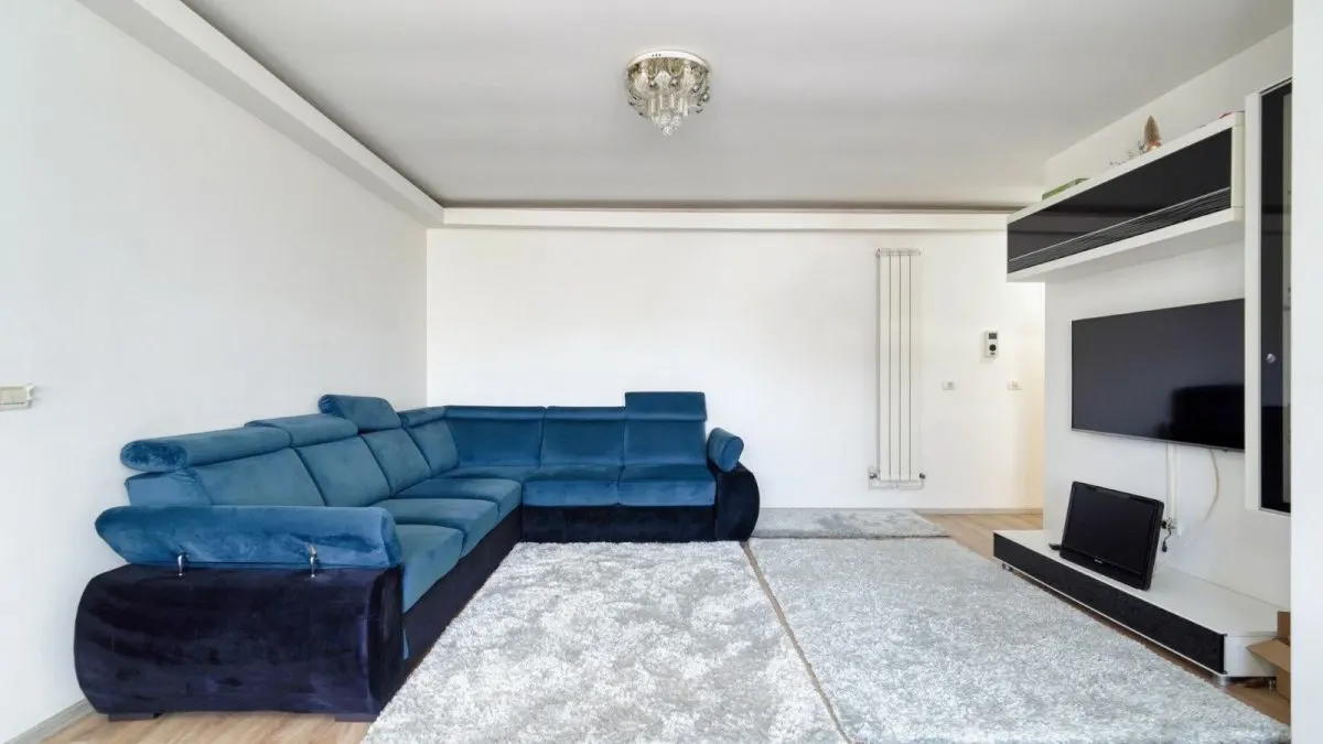 Apartament 3 camere bloc nou zona Garii - foto 1