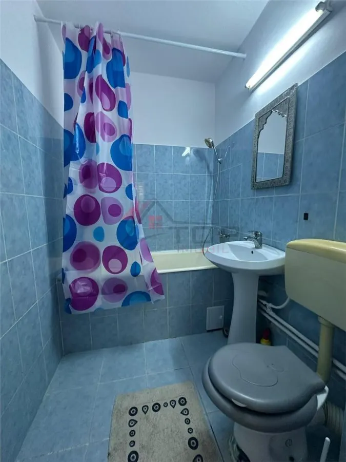 Inchiriere  Apartament cu 2 camere Podu Ros - foto 6
