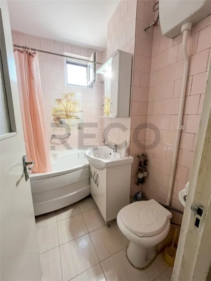 RECO Apartament 3 camere , etaj 3- Cantemir - foto 9