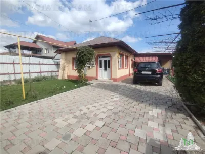 Teren generos 700 mp, include casa cu panouri fotovoltaice, langa Bucuresti, comuna 1 Decembrie - 1 Decembrie