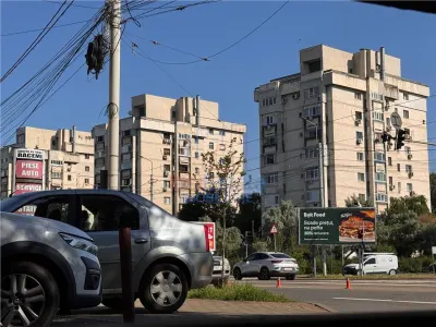 Spatiu comercial de inchiriat - foto 1