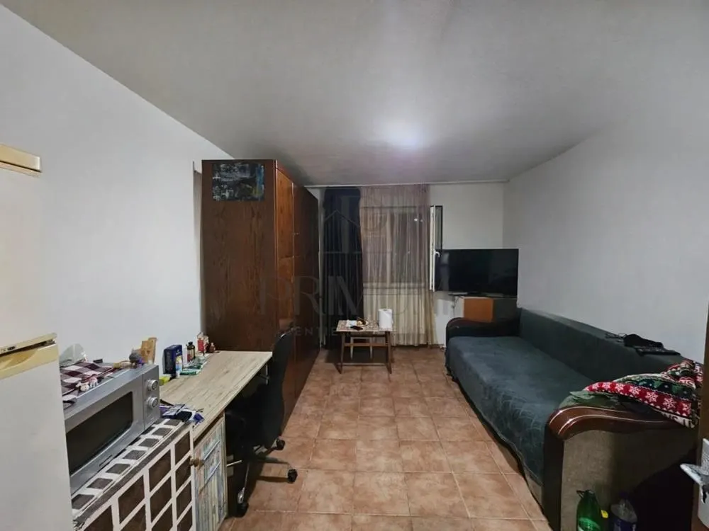 BLASCOVICI - APARTAMENT 1 CAMERA - mobilat, utilat, etaj intermediar - foto 1